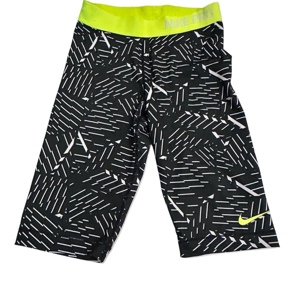 Nike Pro compression women’s shorts size small